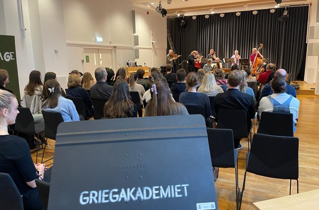 Workshop and concert with students of the Grieg Academy